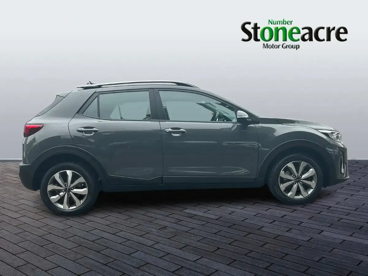 Used Kia Stonic 101 HP (74 kW) 2023 Grey SUV
