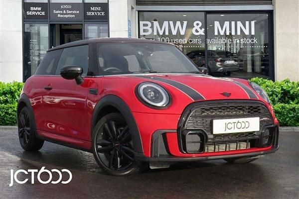 Used Mini Cooper Sport 134 HP (98 kW) 2023 Red Hatchback
