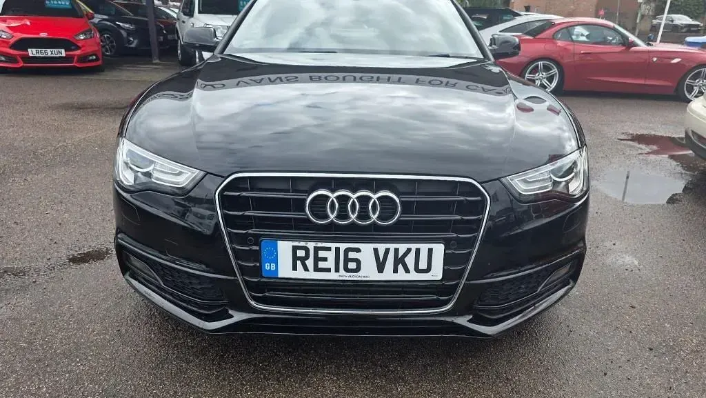 Begagnad Audi A5 S-Line 177 HK (130 kW) 2016 Svart Sportkupé