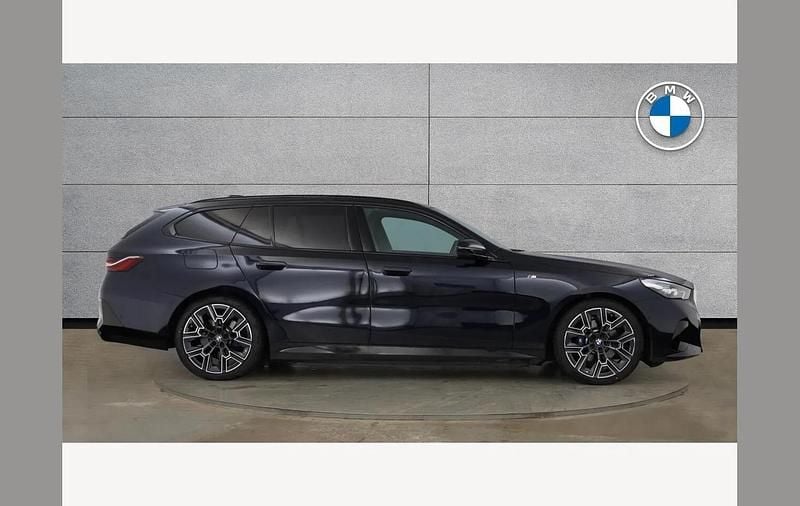 Used BMW 530e M Sport 299 HP (219 kW) 2025 Black Estate