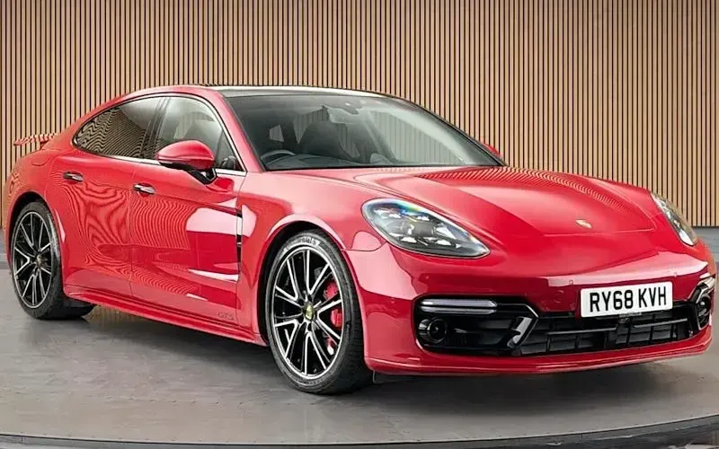 Used Porsche Panamera 460 HP (338 kW) 2020 Hatchback