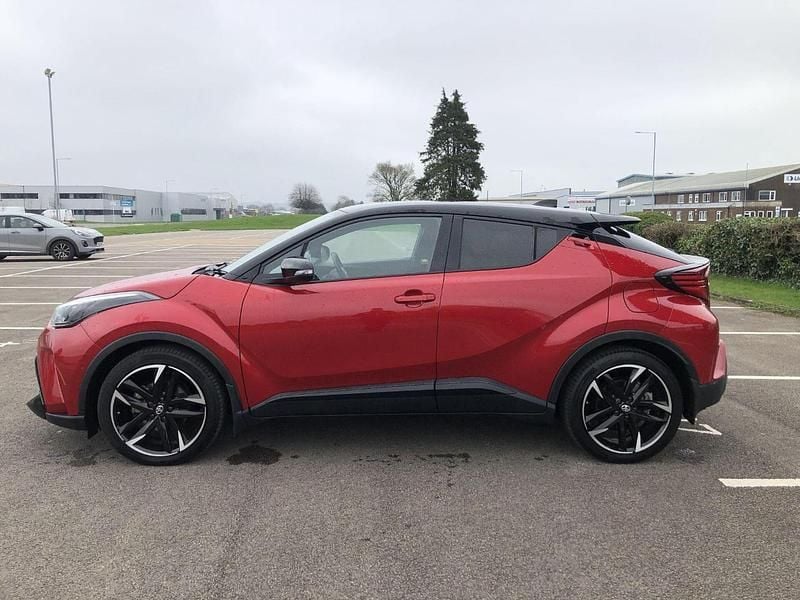Used Toyota C-HR Sport 181 HP (133 kW) 2022 Red/black SUV