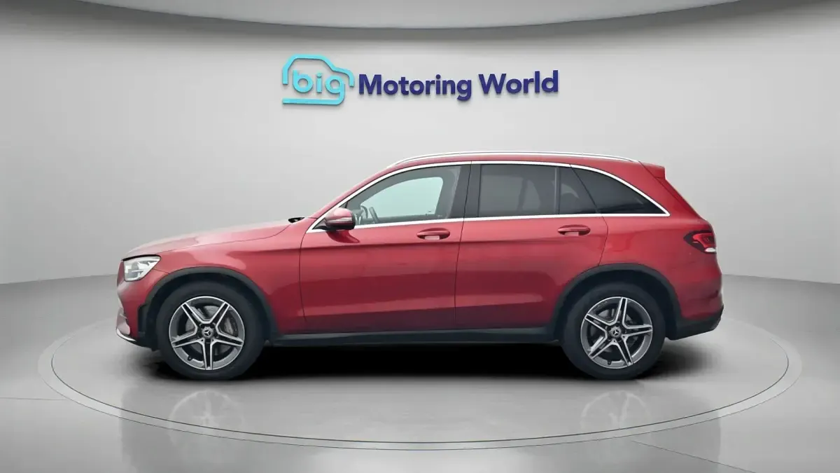 Used Mercedes GLC220 AMG line 194 HP (142 kW) 2021 Red SUV