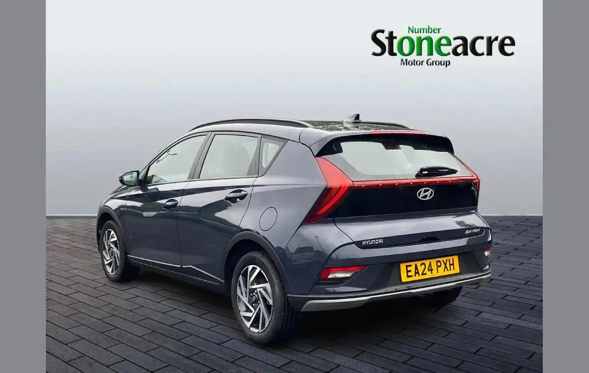 Begagnad Hyundai Bayon Advanced 100 HK (73 kW) 2024 Grå SUV