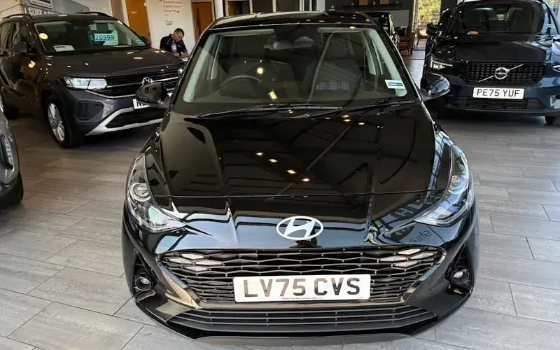 New Hyundai i10 Premium 79 HP (58 kW) 2026 Hatchback