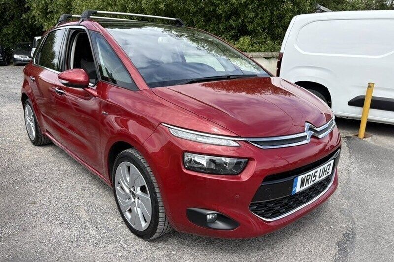 Red Used 2015 Citroën C4 Picasso Exclusive MPV | £6,595 (A bit pricey) - Image 1/1