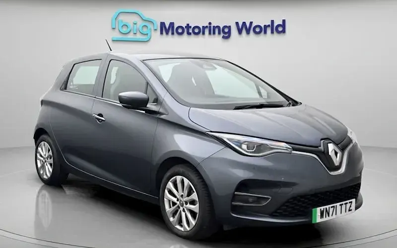 Used Renault Zoe Iconic 80 kW (109 HP) 2021 Hatchback