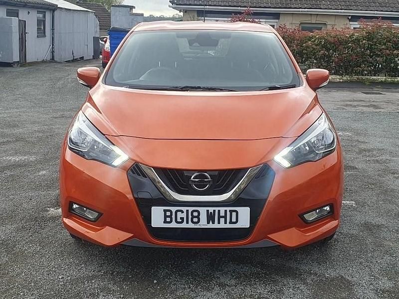 Usado Nissan Micra Acenta 90 HP (66 kW) 2018 Laranja Citadino