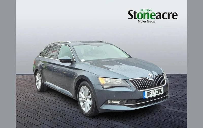 Used Skoda Superb SE Technology 147 HP (108 kW) 2017 Grey Estate
