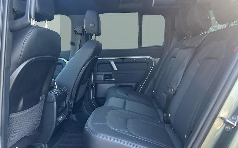 Used Land Rover Defender SE Dynamic 300 HP (220 kW) 2023 SUV