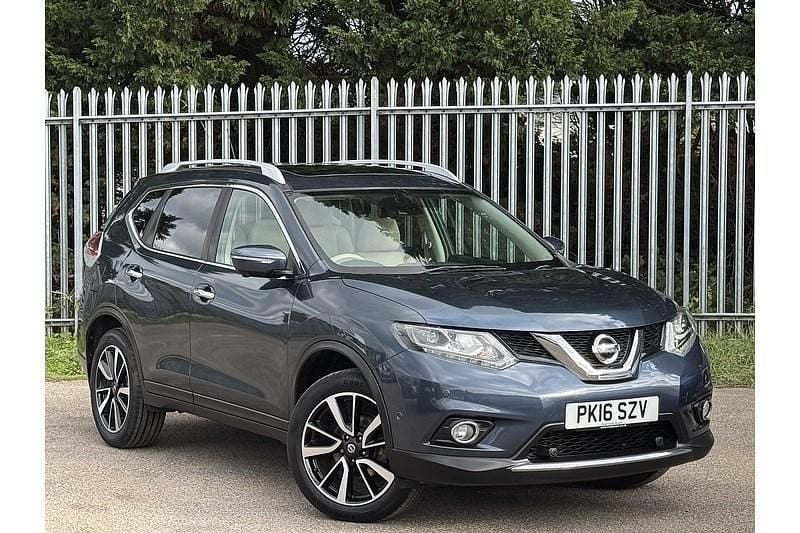 Blue Used 2016 Nissan X-Trail Tekna SUV | £11,395 (Fair price) - Image 1/4