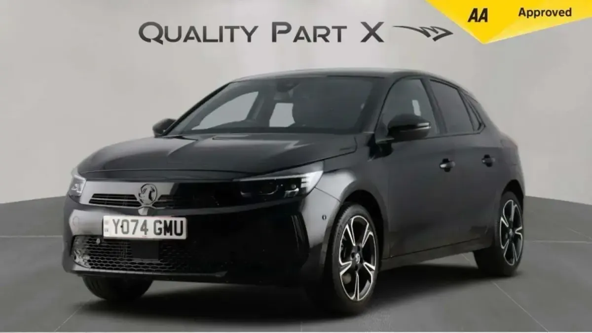 Second-hand Vauxhall Corsa Ultimate 100 CP (73 kW) 2025 Negru Hatchback