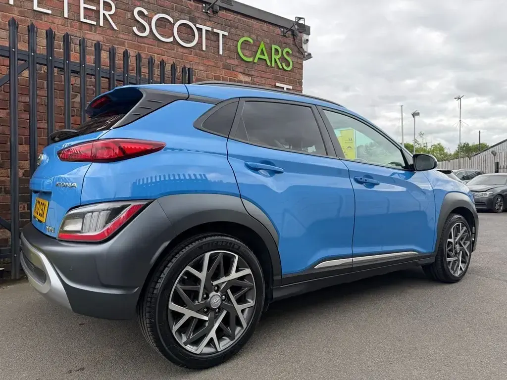 Used Hyundai Kona Premium 141 HP (103 kW) 2022 Blue SUV