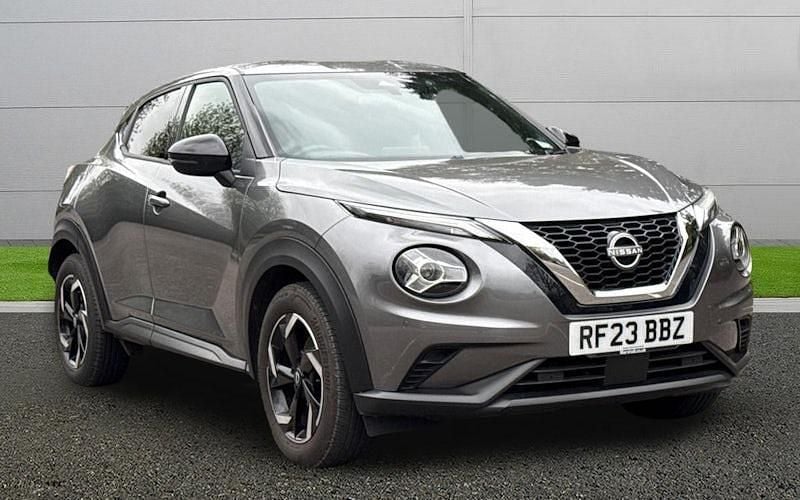 Usado Nissan Juke N-Connecta 114 HP (83 kW) 2023 SUV