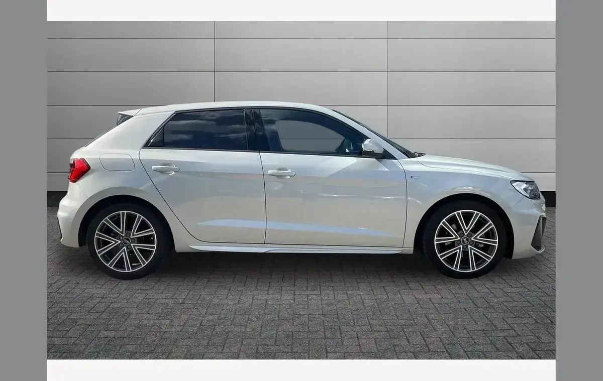 Used Audi A1 S-Line 116 HP (85 kW) 2024 Silver SUV