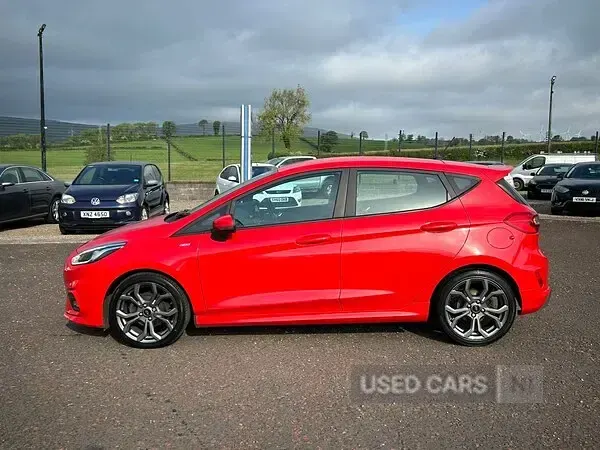 Used Ford Fiesta ST-Line 120 HP (88 kW) 2018 Red Hatchback