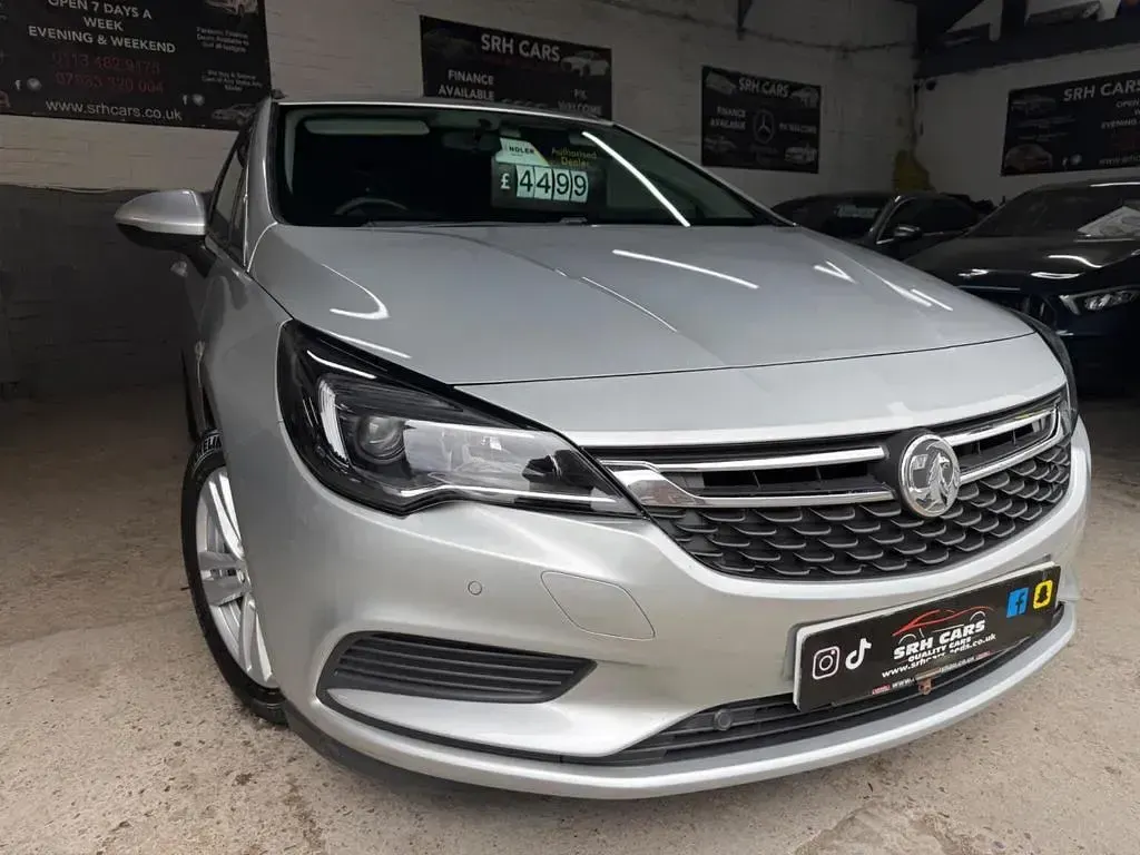 Used Vauxhall Astra S 2016 Silver Estate