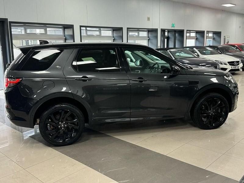 Second-hand Land Rover Discovery Sport HSE Dynamic 240 CP (176 kW) 2017 Gri SUV