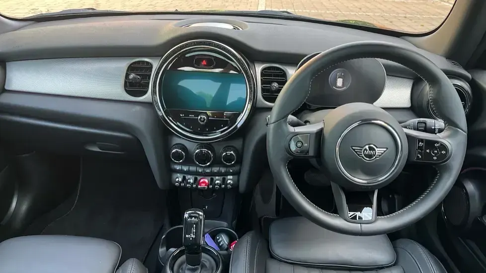 Used Mini Cooper Exclusive 136 HP (100 kW) 2021 Black Hatchback