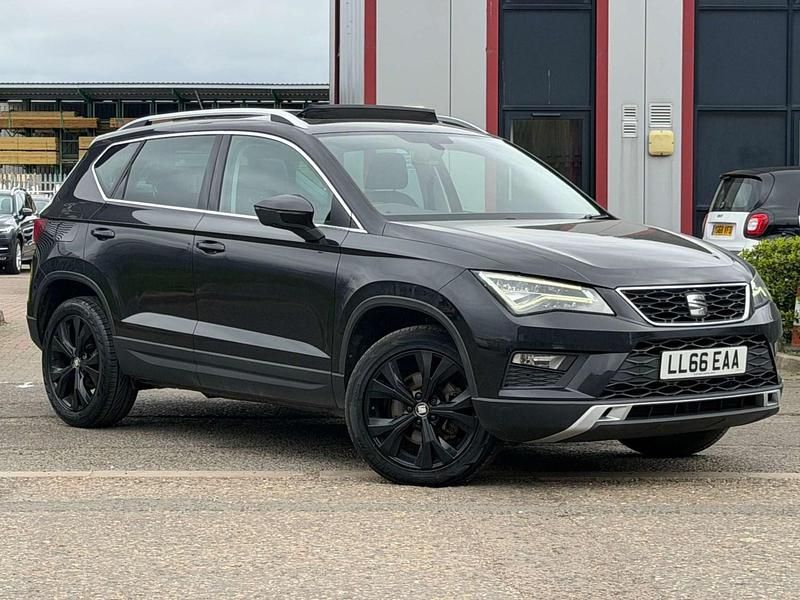 Begagnad Seat Ateca Ecomotive 115 HK (84 kW) 2016 Svart SUV