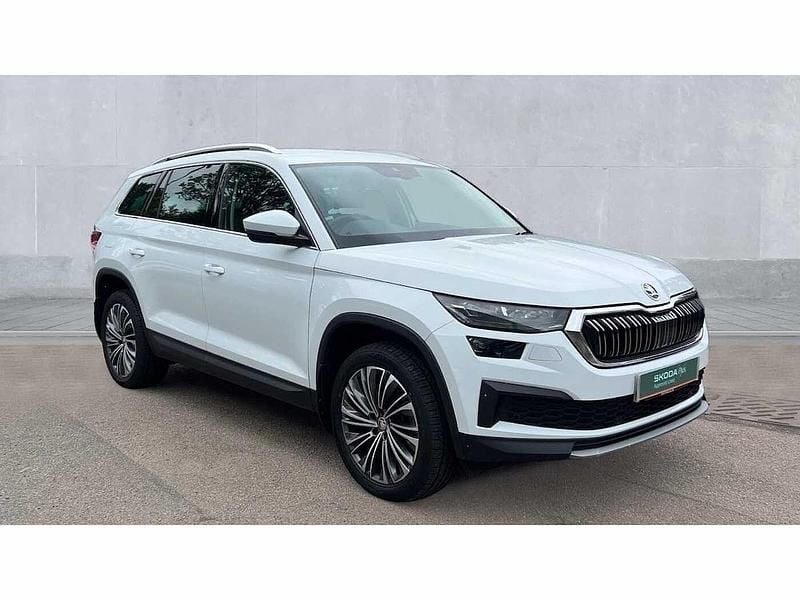 White Used 2023 Skoda Kodiaq SE L Executive SUV | £28,560 (Good price) - Image 1/4