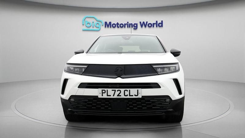 Used Vauxhall Mokka GS Line 129 HP (94 kW) 2023 White SUV