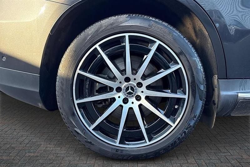 Used Mercedes EQC400 AMG line 300 kW (408 HP) 2023 Grey SUV