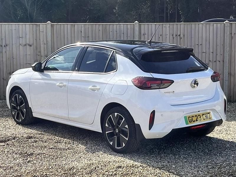 Used Vauxhall Corsa-e 100 kW (136 HP) 2023 White Hatchback