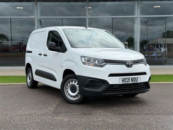 White Used 2021 Toyota Proace Active Van | £10,500 (Good price) - Image 1/1