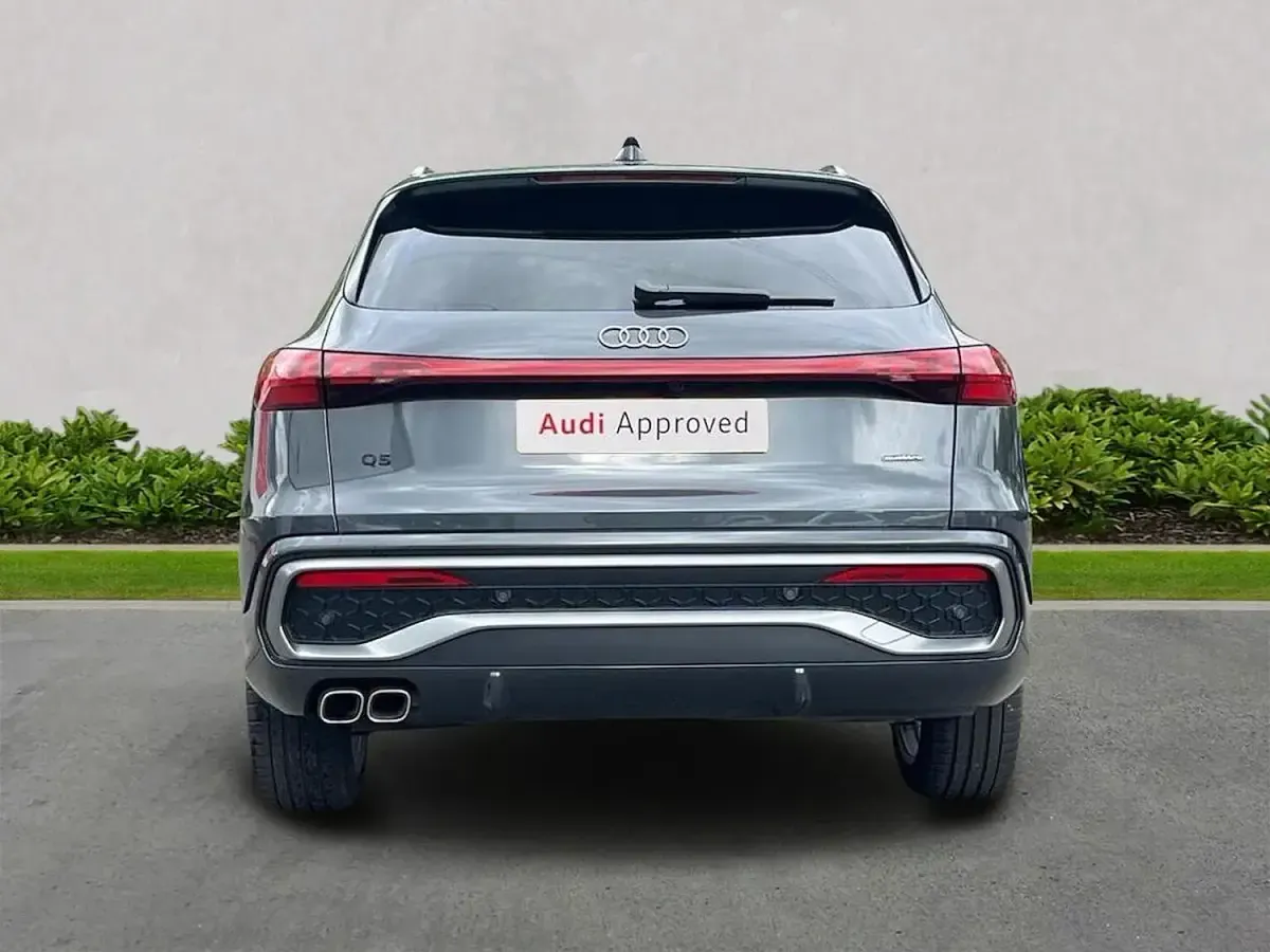 New Audi Q5 S-Line 204 HP (150 kW) 2026 Grey SUV