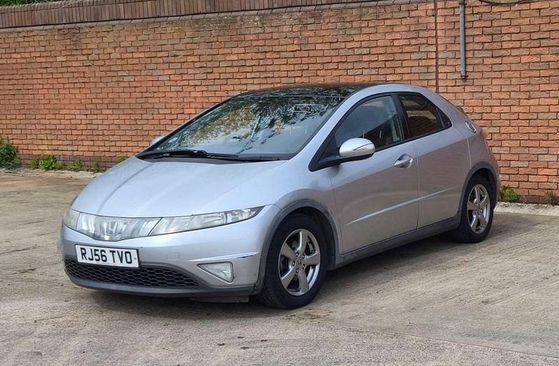 Used Honda Civic ES 2006 Silver Hatchback