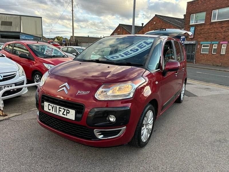 Used Citroën C3 Picasso VTR Sport 90 HP (66 kW) 2011 Red MPV