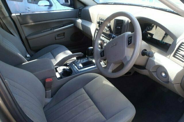 Used Jeep Grand Cherokee 215 HP (158 kW) 2006 SUV