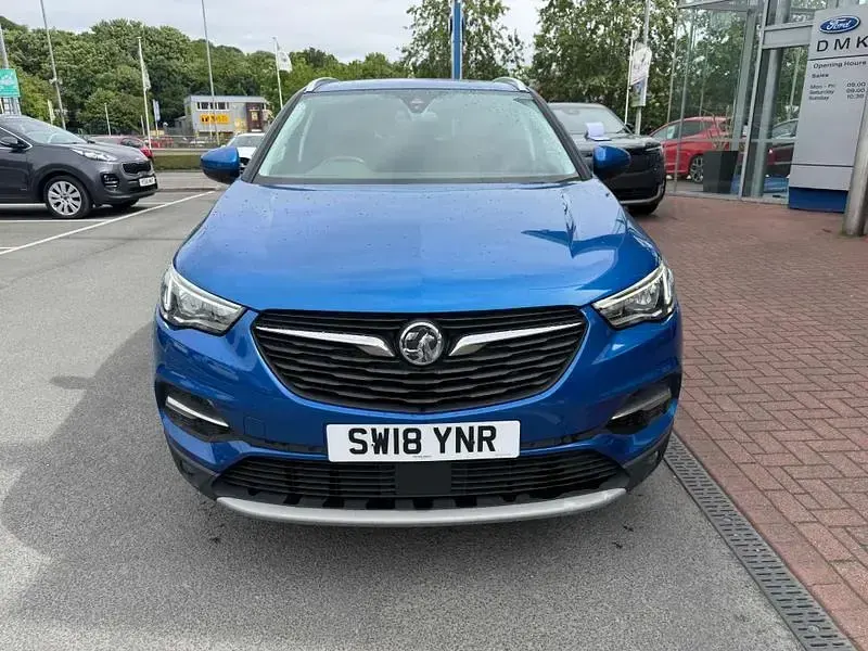 Used Vauxhall Grandland X Sport 130 HP (95 kW) 2018 Blue SUV
