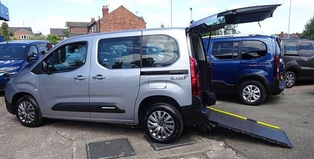 Used Citroën Berlingo 2024 Grey MPV