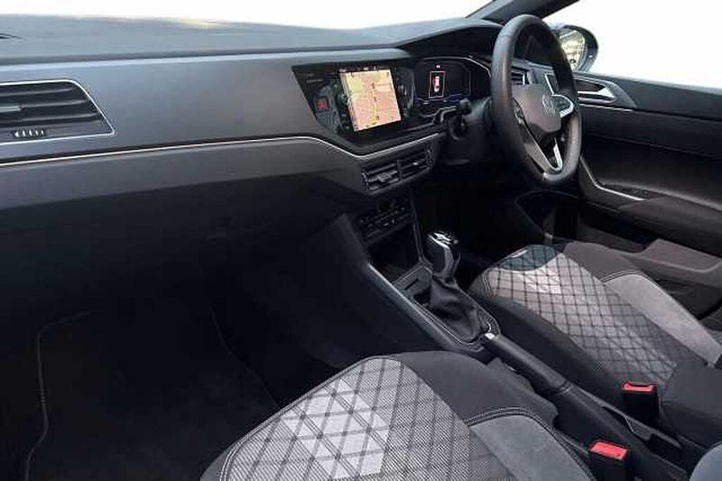 Used VW Taigo R-line 115 HP (84 kW) 2025 Black SUV