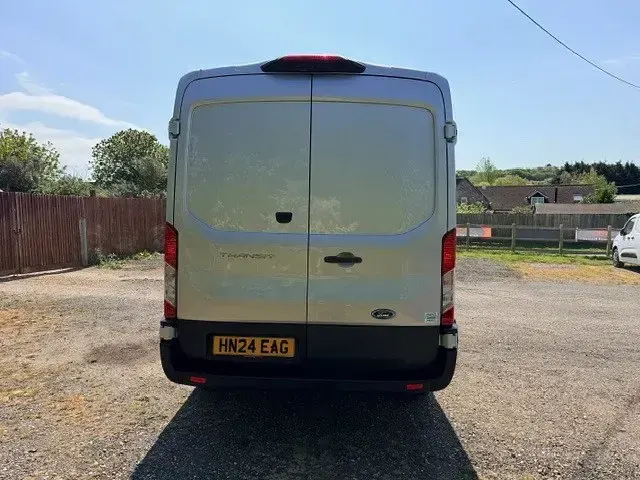 Usado Ford Transit Limited 170 HP (125 kW) 2024 Prateado Van