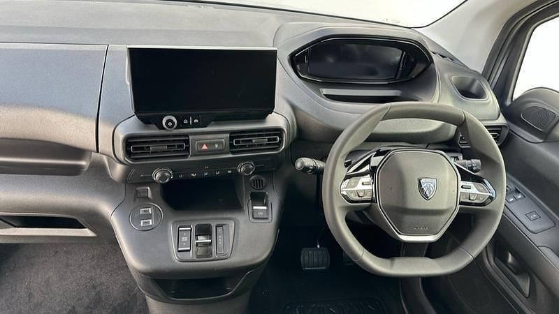 Image 4/4