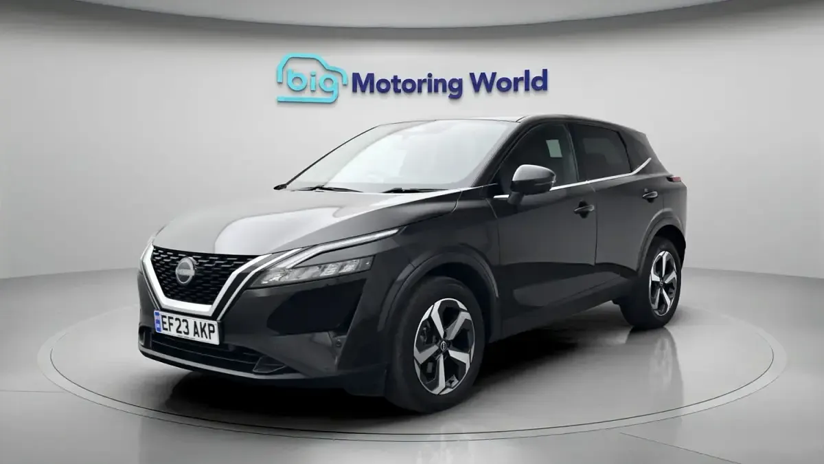 Used Nissan Qashqai N-Connecta 2023 Black SUV