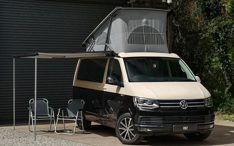 Usado VW California California 150 HP (110 kW) 2018 Preto Van