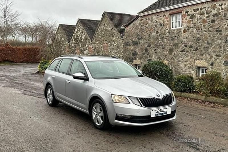 Silver Used 2019 Skoda Octavia SE Estate | £7,995 (Good price) - Image 1/1