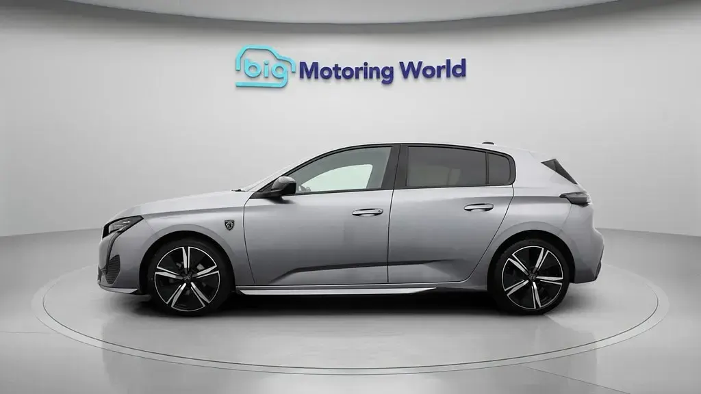 Second-hand Peugeot 308 GT 130 CP (95 kW) 2022 Gri Hatchback