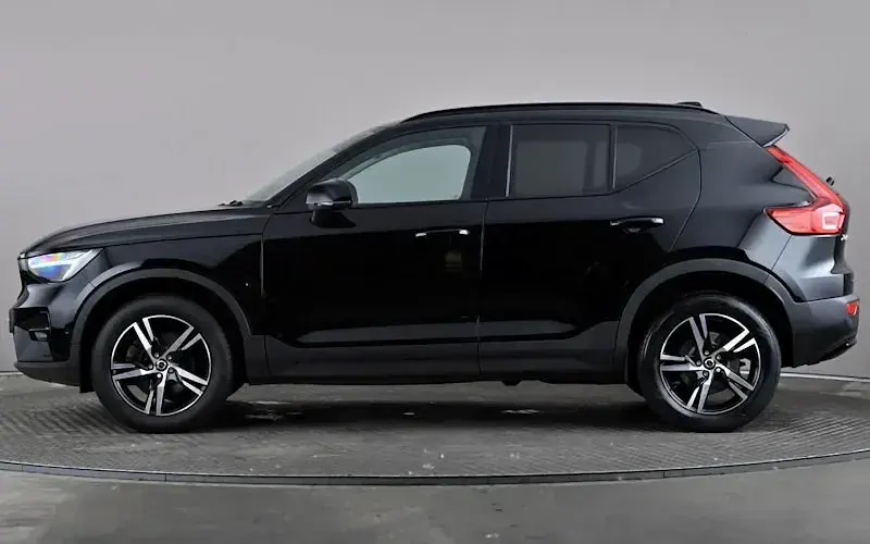 Used Volvo XC40 Plus 163 HP (119 kW) 2026 SUV