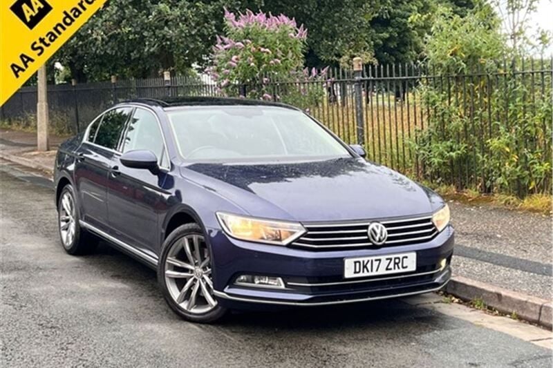 Blue Used 2017 VW Passat GT Sedan | £9,295 (Good price) - Image 1/4
