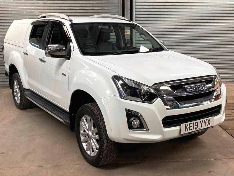 White Used 2019 Isuzu D-Max Pickup | £17,950 (Super price) - Image 1/4