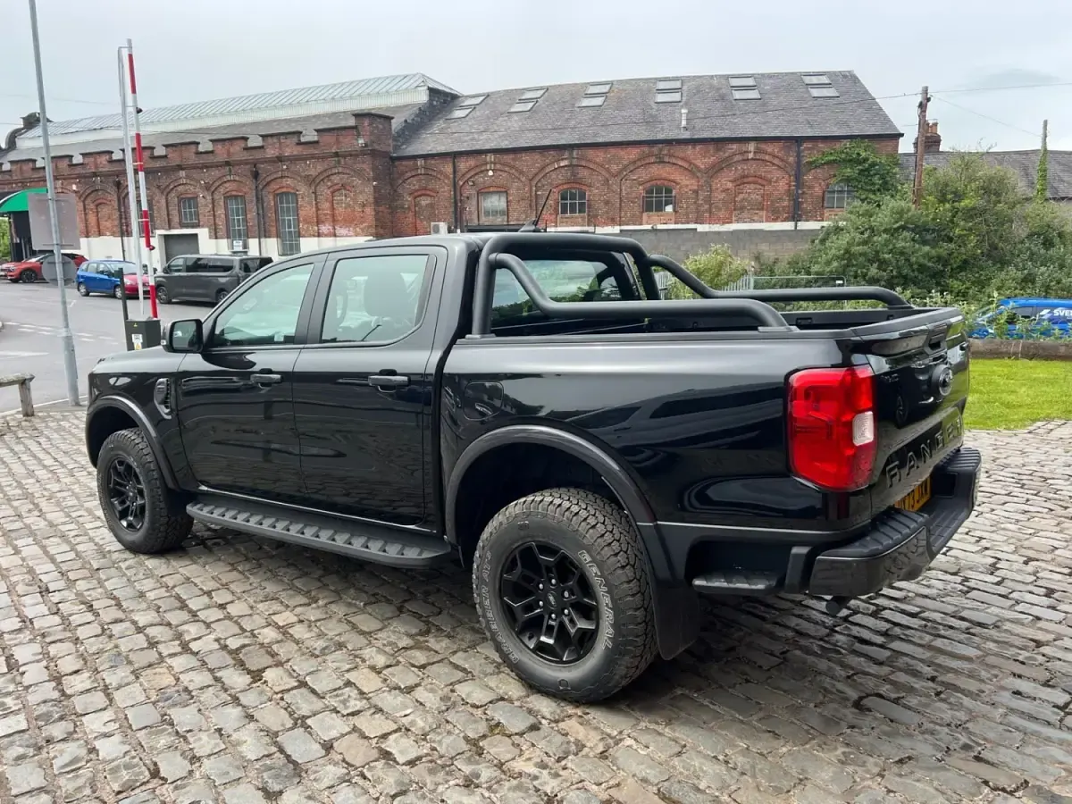 Używany Ford Ranger Tremor 2024 Czarny Pickup