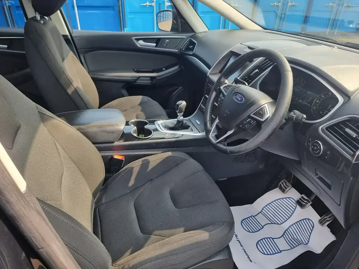 Used Ford S-MAX Sport 150 HP (110 kW) 2016 Black MPV
