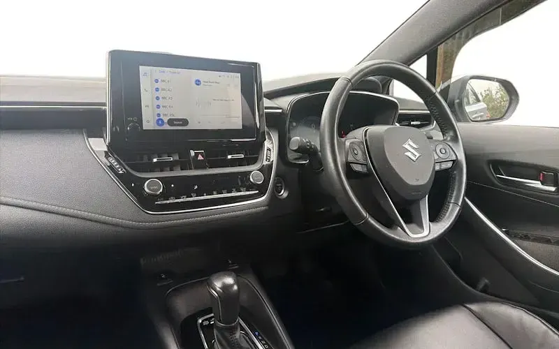 Used Suzuki Swace 140 HP (102 kW) 2023 Silver Estate