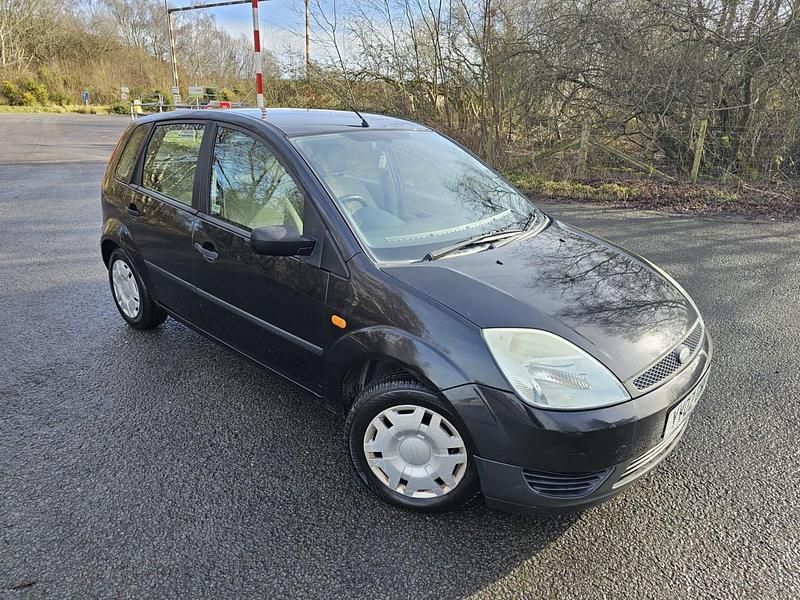 Black Used 2002 Ford Fiesta Hatchback | £950 - Image 1/4