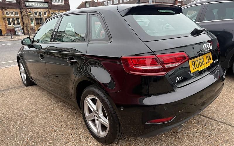 Used Audi A3 Sportback Design 116 HP (85 kW) 2019 Hatchback